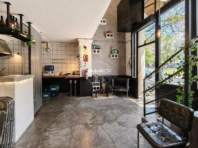 Local comercial en alquiler en paseo Del Taulat, Barcelona, de 80 m² 3 habitaciones por 2.500