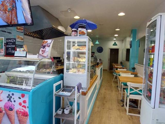Local comercial en Alquiler en Platja de Ponent