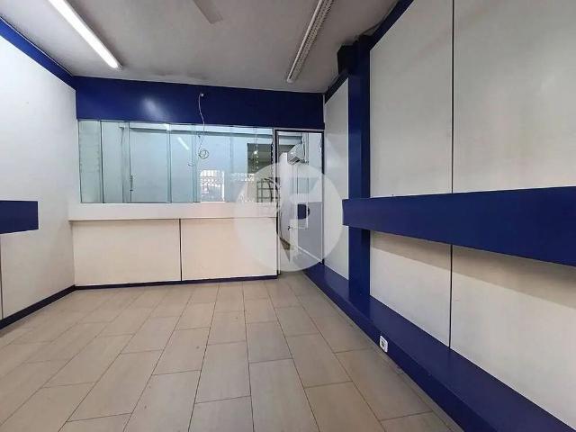 Local comercial en alquiler en plaza De Font i Sagué, Barcelona, de 64 m² por 1.500
