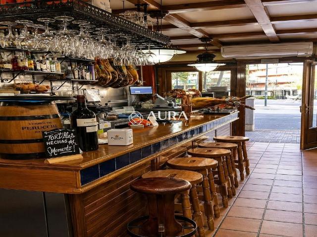 Local comercial en alquiler en Barcelona, de 50 m² 1 habitación por 1.210