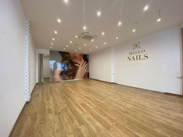 Local comercial en alquiler en plaza Dels Àngels, Barcelona, de 78 m² 2 habitaciones por 1.600