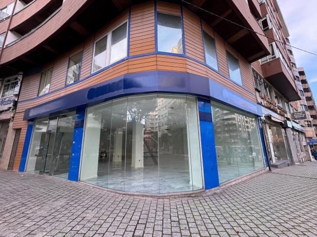 LOCAL COMERCIAL EN ALQUILER EN PLAZA INDEPENDENCIA