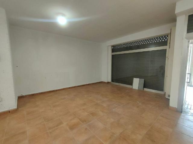 Local comercial en alquiler en plaza Osona, Vic, de 82 m² 1 habitación por 725