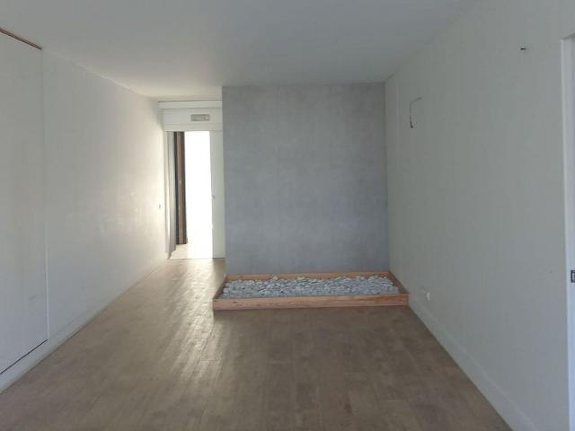 Local comercial en alquiler en plaza Vapor Gorina, Sabadell, de 322 m² 4 habitaciones por 2.000