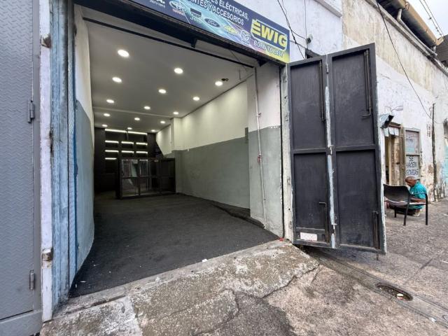 LOCAL COMERCIAL EN ALQUILER EN PRADO DE MARIA 120m2