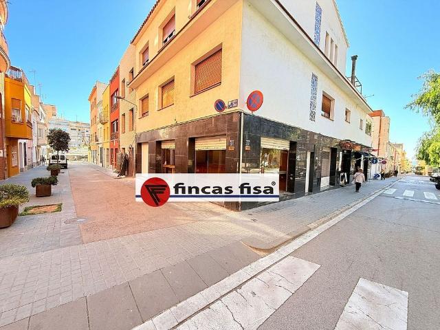 Local comercial en alquiler en Premià de Mar, de 100 m² por 2.000