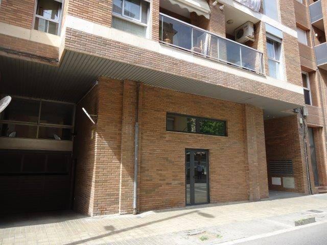 Local comercial en Alquiler en Príncep de Viana Clot Xalets Humbert Torres