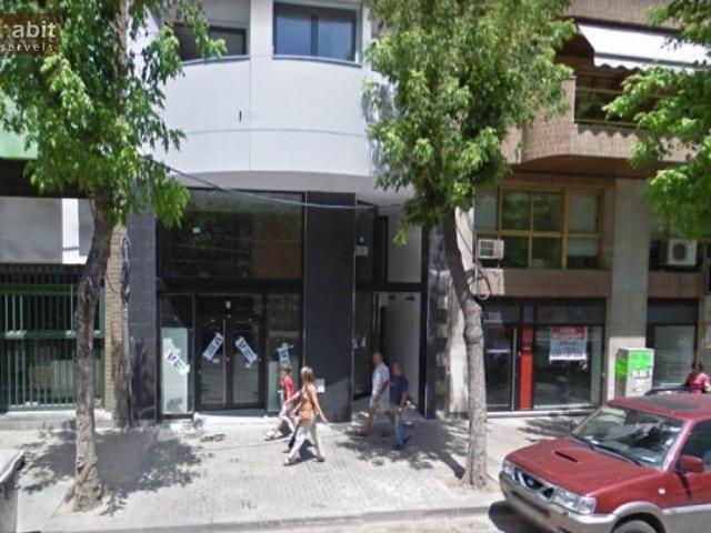 Local comercial en Alquiler en Príncep de Viana Clot Xalets Humbert Torres