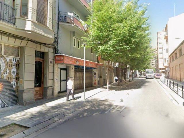 Local comercial en Alquiler en Príncep de Viana Clot Xalets Humbert Torres
