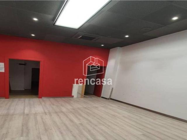 Local comercial en Alquiler en Príncep de Viana Clot Xalets Humbert Torres