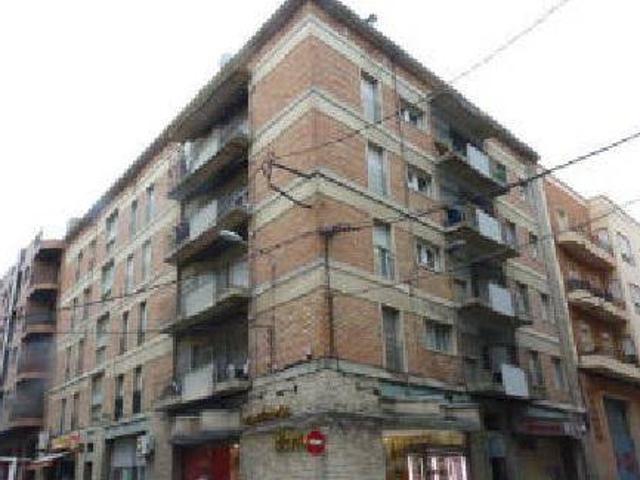 Local comercial en Alquiler en Príncep de Viana Clot Xalets Humbert Torres