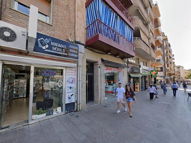 Local comercial en Alquiler en Príncep de Viana Clot Xalets Humbert Torres