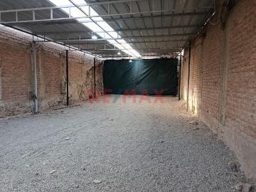 Local comercial en alquiler en Puente Piedra a S/1,800 al mes