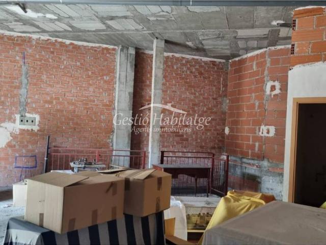 Local comercial en Alquiler en Puigfred