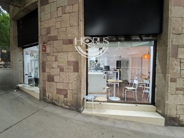 Local comercial en alquiler en ronda Del General Mitre, Barcelona, de 200 m² por 1.670