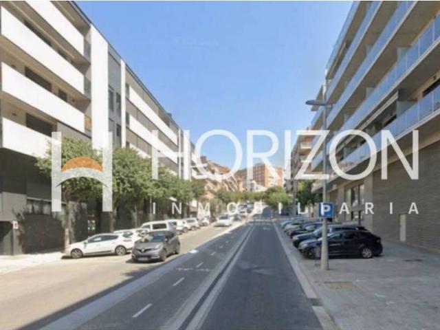 Local comercial en Alquiler en Roses Castellbell