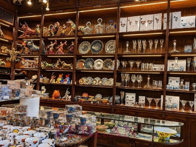Local comercial en alquiler en rambla La, Barcelona, de 100 m² 2 habitaciones por 12.000