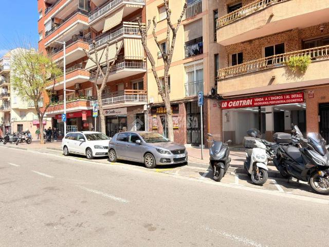 Local comercial en Alquiler en Riu Sud