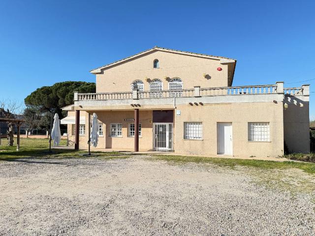Local comercial en Alquiler en Riudellots de la Selva