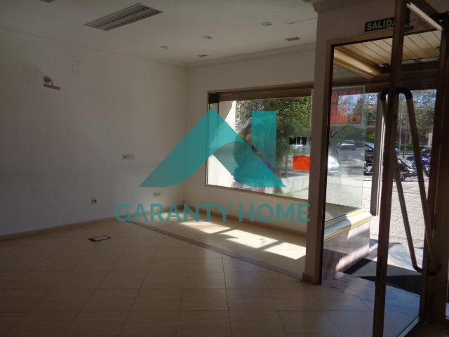 ¡LOCAL COMERCIAL EN ALQUILER EN RUTA DE LA PLATA! ✨