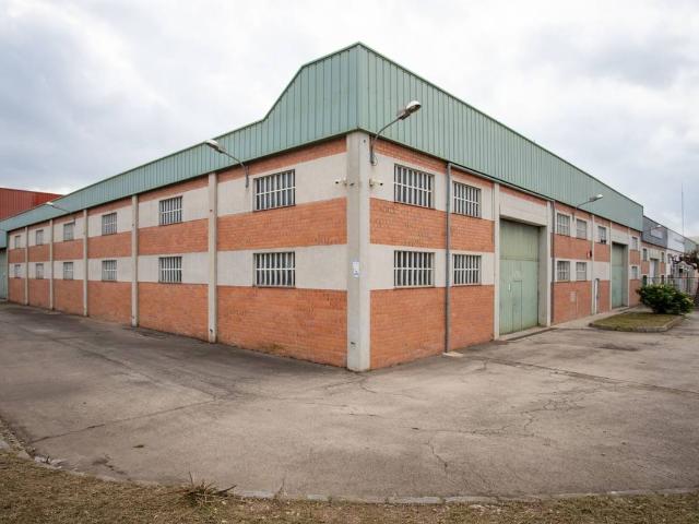 Local comercial en Alquiler en Torreforta