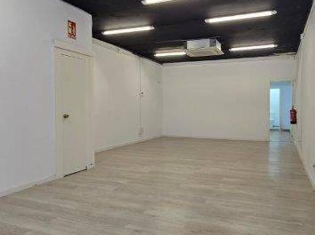 Local comercial en Alquiler en Torrent d'en Pere Parres