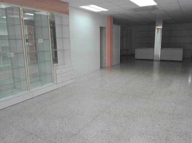 Local comercial en Alquiler en Torrent d'en Pere Parres