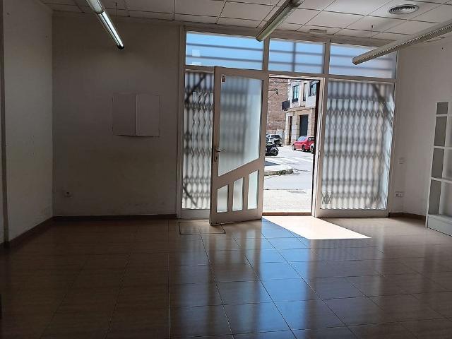 Local comercial en alquiler en Tortosa, de 65 m² por 450