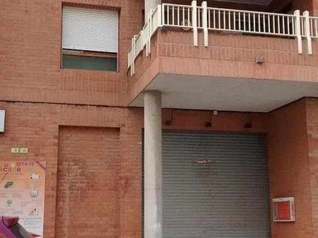 Local comercial en alquiler en Tortosa, de 190 m² por 900