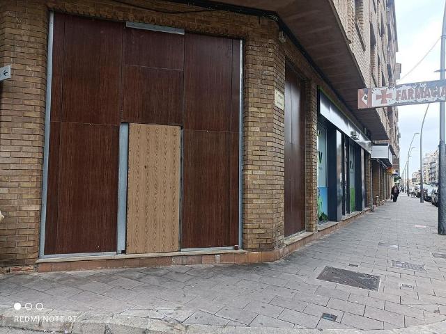 Local comercial en alquiler en Tortosa, de 197 m² por 2.200