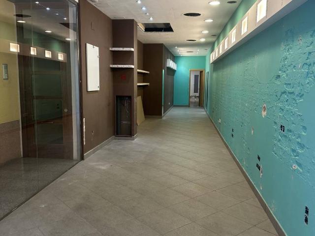 Local comercial en Alquiler en Tàrrega