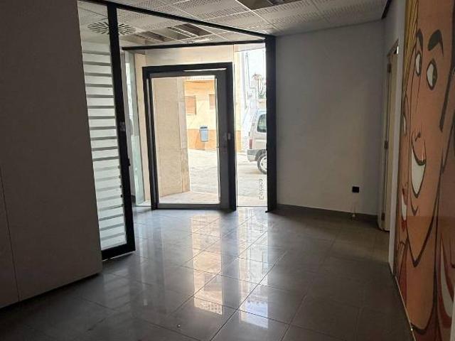 Local comercial en Alquiler en Tivissa