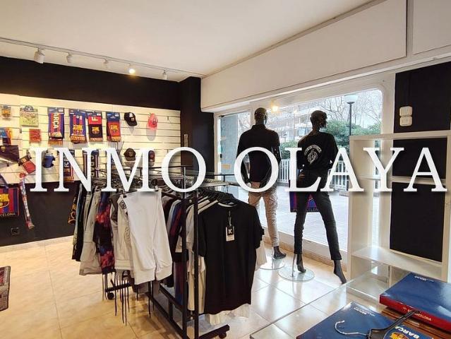 Local comercial en alquiler en travesía De Les Corts, Barcelona, de 79 m² 1 habitación por 1.400
