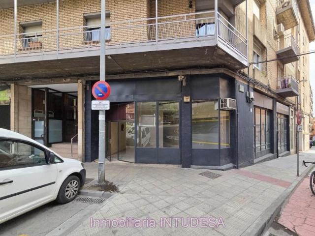 Local comercial en alquiler en Tudela, Calle Diaz Bravo, 31500