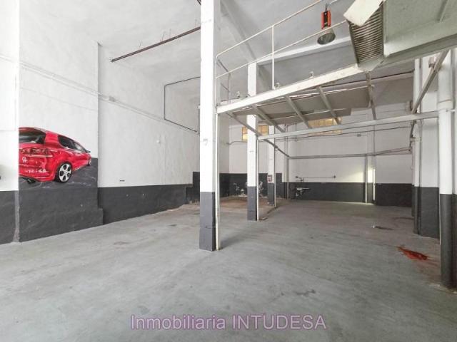 Local comercial en alquiler en Tudela, Calle Trinquete, 31500