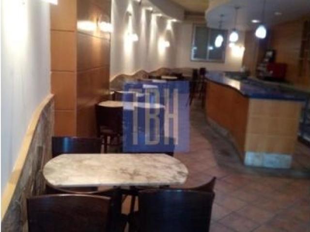 Local comercial en alquiler en Universidad