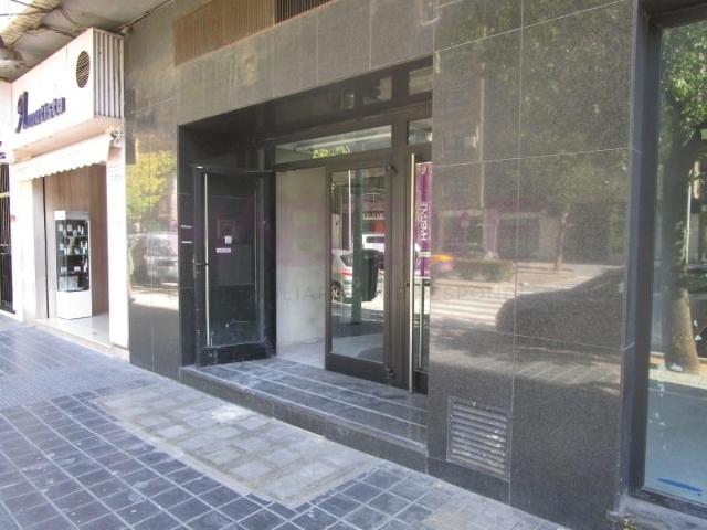 Local comercial en alquiler en Valencia, Beteró
