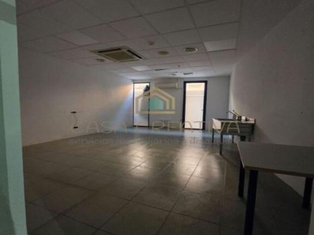 Local comercial en Alquiler en Valencia Valencia
