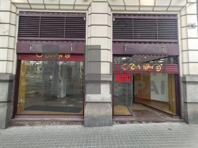 Local comercial en Alquiler en Vila de Gràcia