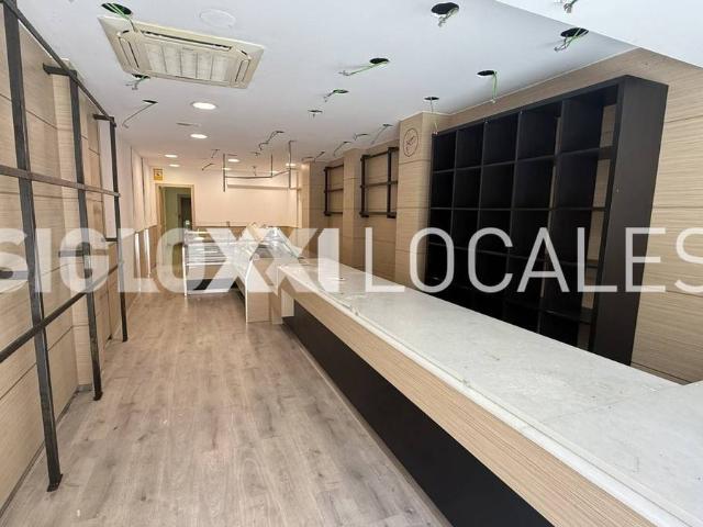 Local comercial en Alquiler en Vila de Gràcia