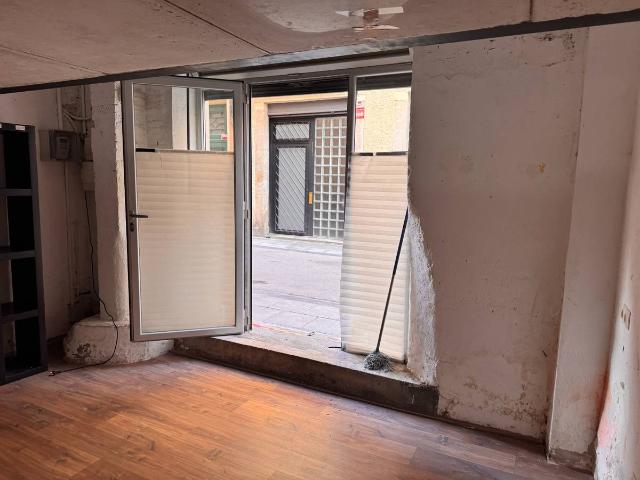Local comercial en Alquiler en Vila de Gràcia