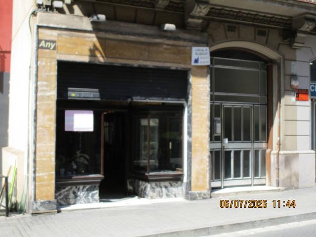 Local comercial en Alquiler en Vila de Gràcia