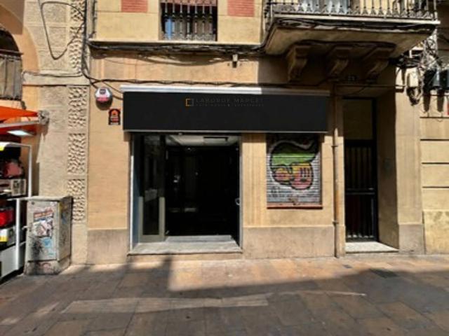 Local comercial en Alquiler en Vila de Gràcia