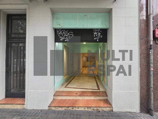 Local comercial en Alquiler en Vila de Gràcia