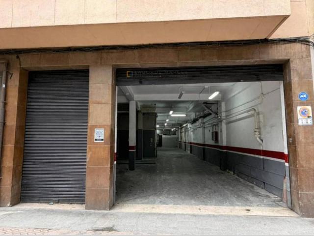 Local comercial en Alquiler en Vila de Gràcia