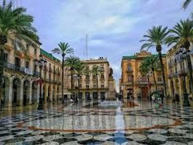 Local comercial en alquiler en Vilanova i La Geltrú, de 85 m² por 73.000