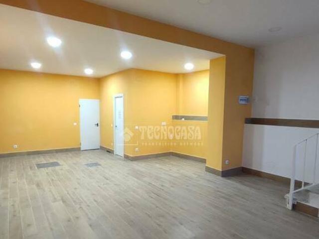 Local comercial en alquiler en Villaverde