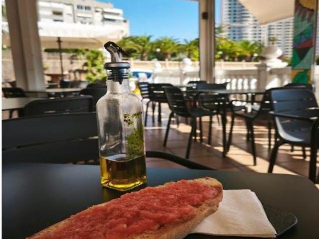 Local comercial en Alquiler en Villajoyosa, Alicante