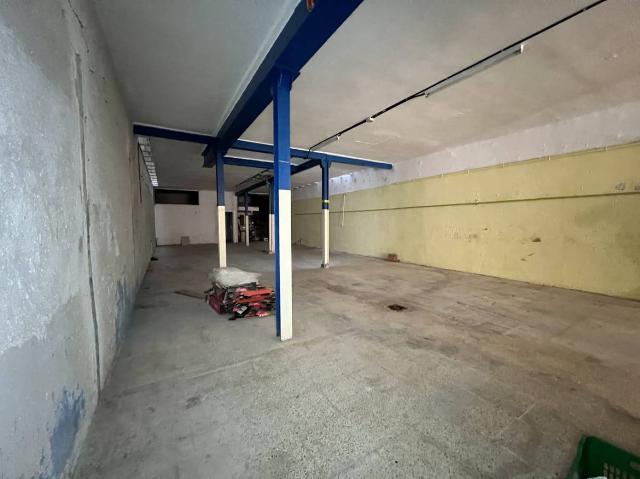 Local comercial en Alquiler en Vinyets Molí Vell