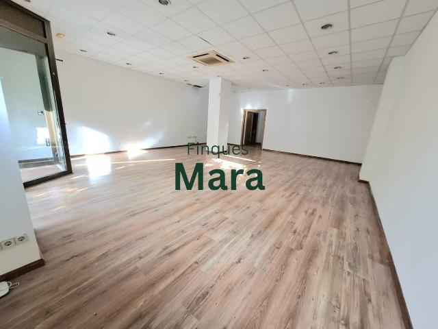 Local comercial en Alquiler en Vinyets Molí Vell